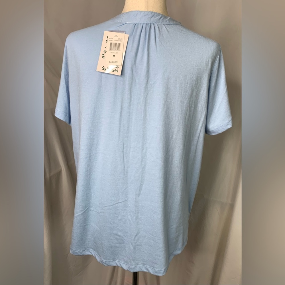 Ivy & Sage Top Lacy Overlay Short Sleeve Shirt Chambray Blue NWT Medium - Picture 3 of 9